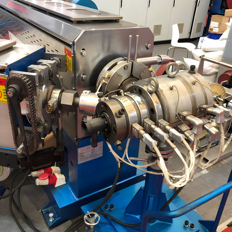 Extruders For Electric Wire Insulation Sheathing Stripping And Skinning ...